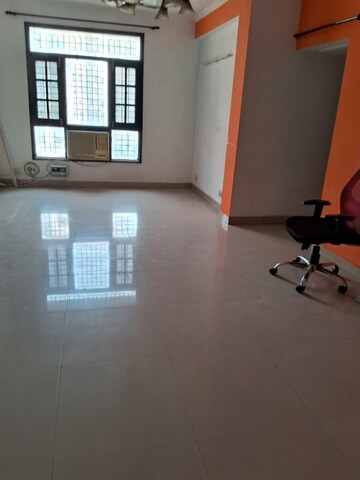 Room in 3 BHK Apartment at Mapsko Krishna Apra Gardens, Vaibhav Khand – for Sale