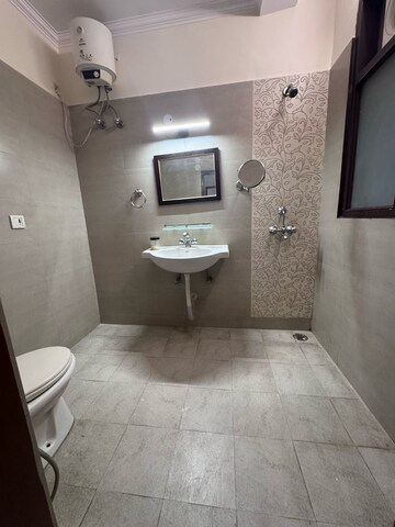 Bathroom in 1.5 BHK Independent House at Sushant Lok I – for Rent