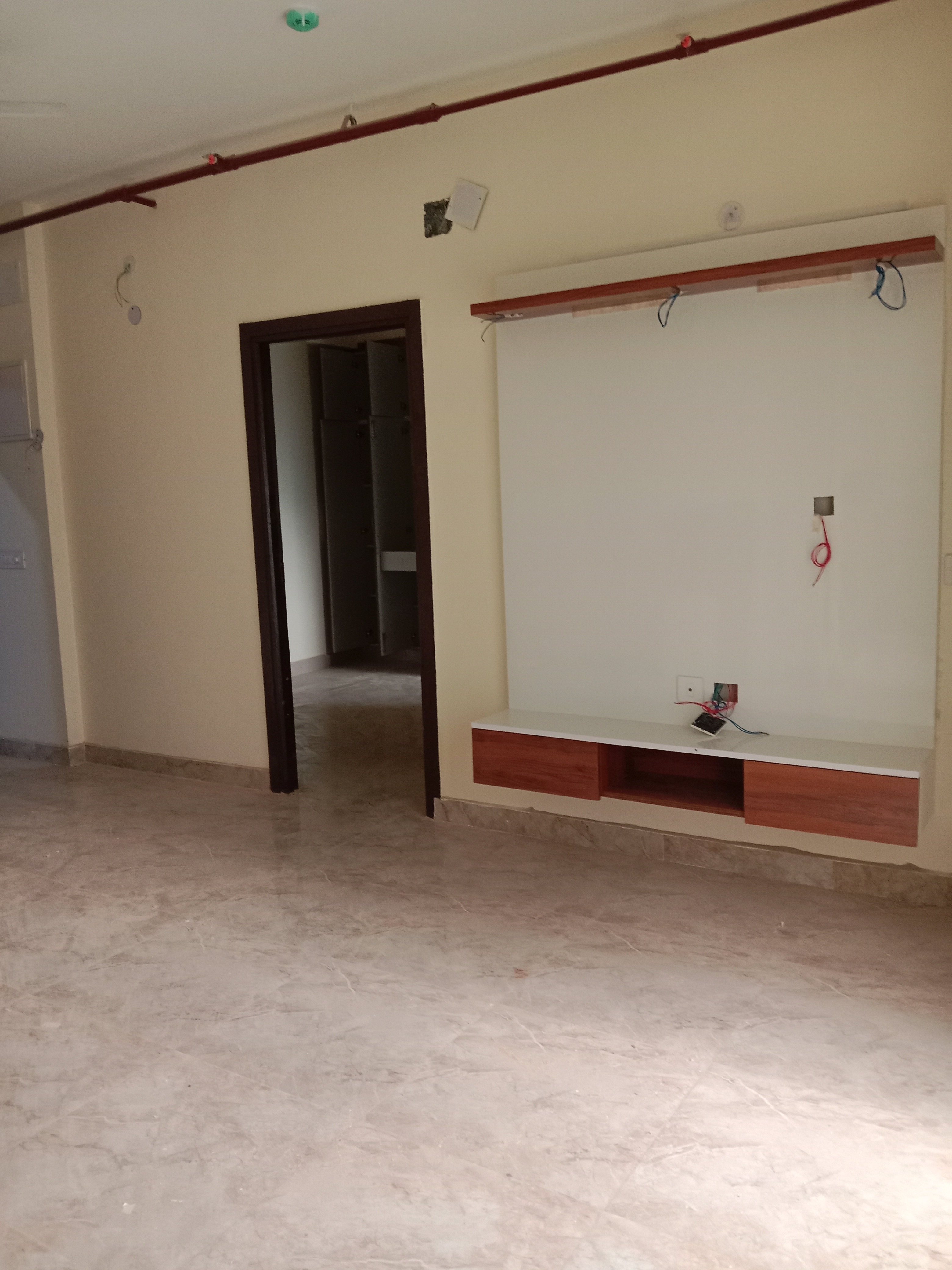 2.5 BHK + Study Room Apartment For Rent in Amrapali Dream Valley