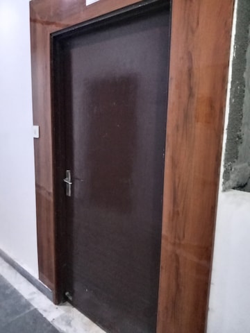 Furnished Amenities in 2.5 BHK Apartment at Amrapali Dream Valley, Tech Zone 4 Greater Noida – for Rent