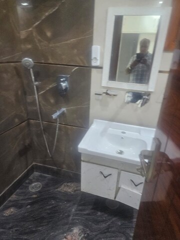 Bathroom in 3 BHK Builder Floor at Pitampura – for Rent