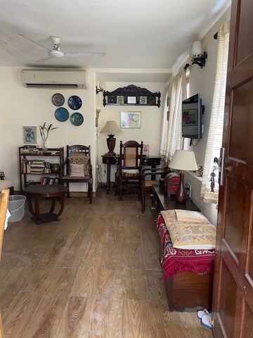 Parking in 2 BHK Builder Floor at Sarvodaya Enclave – for Rent