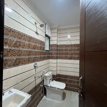 Attached Bathroom in 1 BHK Apartment at Saket – for Rent