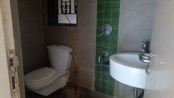 Bathroom in 1 BHK Apartment at Sheth Vasant Pride, Kandivali East – for Rent