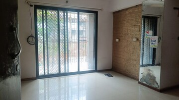 Room in 1 BHK Apartment at Sheth Vasant Pride, Kandivali East – for Rent