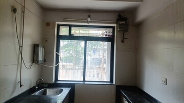 Furnished Amenities in 1 BHK Apartment at Sheth Vasant Pride, Kandivali East – for Rent