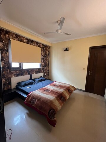 4 BHK Builder Floor For Rent in Paryavaran Complex