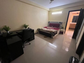 Living Room in 4 BHK Builder Floor at Paryavaran Complex – for Rent