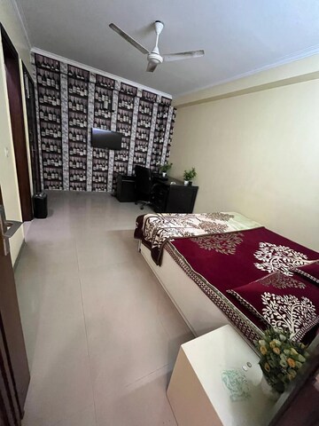 Living Room in 4 BHK Builder Floor at Paryavaran Complex – for Rent