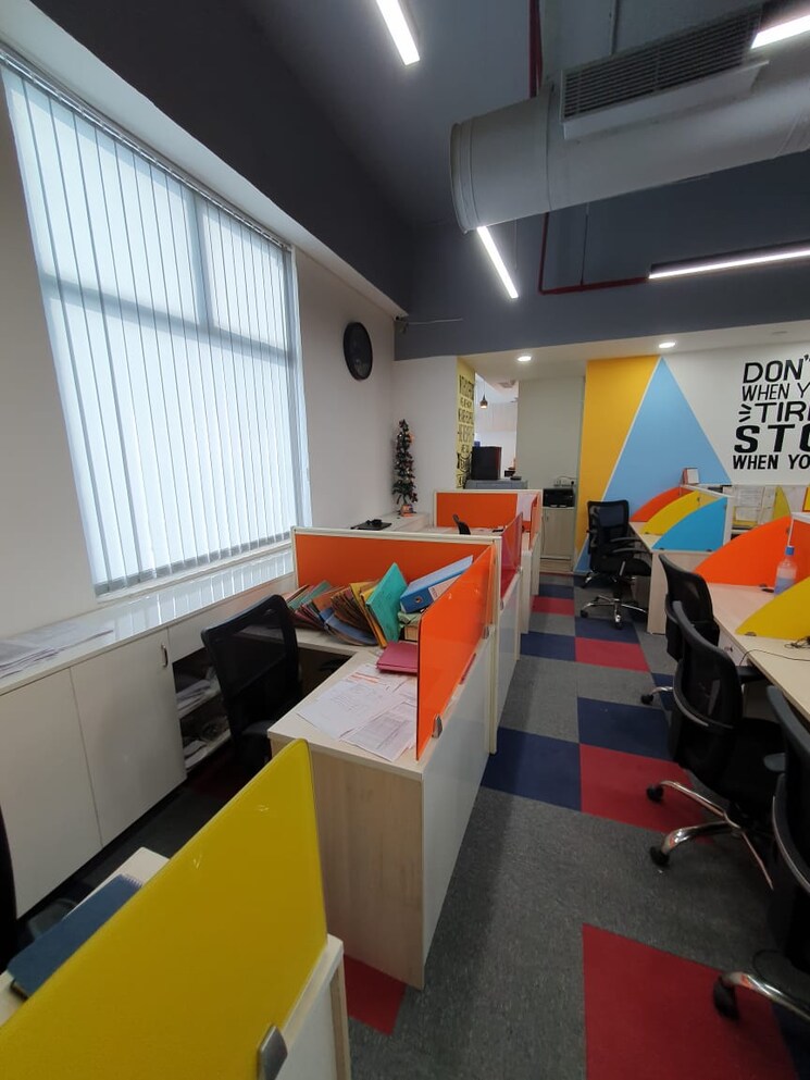 Team Area, beaver-the-corenthum Commercial Office Space 2550 Sq.Ft. In Sector 62 Noida 8811574