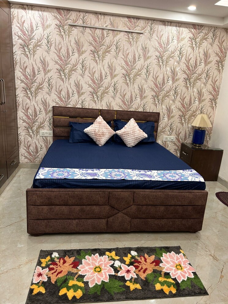 Bedroom, paryavaran complex 3 Bedroom 1500 Sq.Ft. Builder Floor In Paryavaran Complex Delhi 8811583