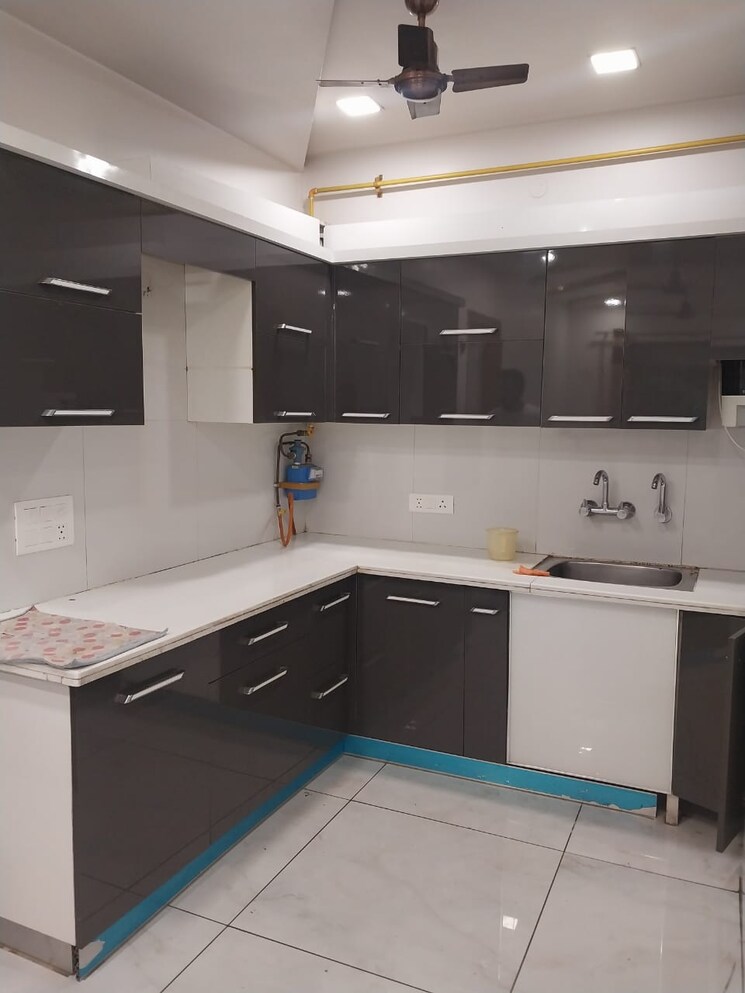 Kitchen, prachin-apartment 2 Bedroom 900 Sq.Ft. Apartment In Paschim Vihar Delhi 8811596