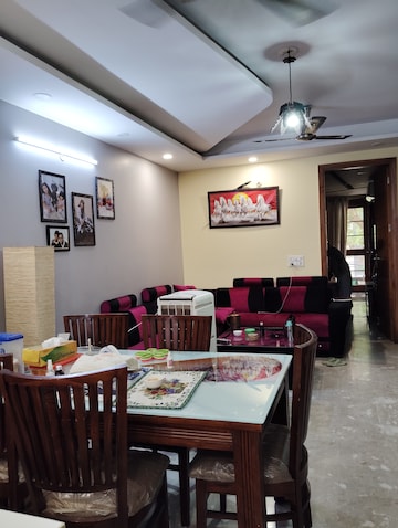 2.5 BHK Builder Floor For Rent in Navbharat Apartments, Paschim Vihar