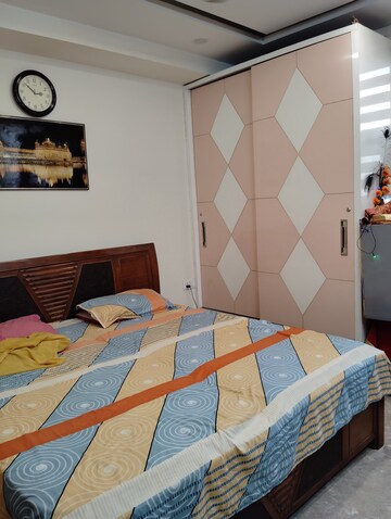 Bedroom in 2.5 BHK Builder Floor at Navbharat Apartments, Paschim Vihar – for Rent