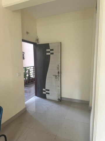 Room in 2 BHK Apartment at Sangwan Heights, Raj Nagar Extension – for Rent