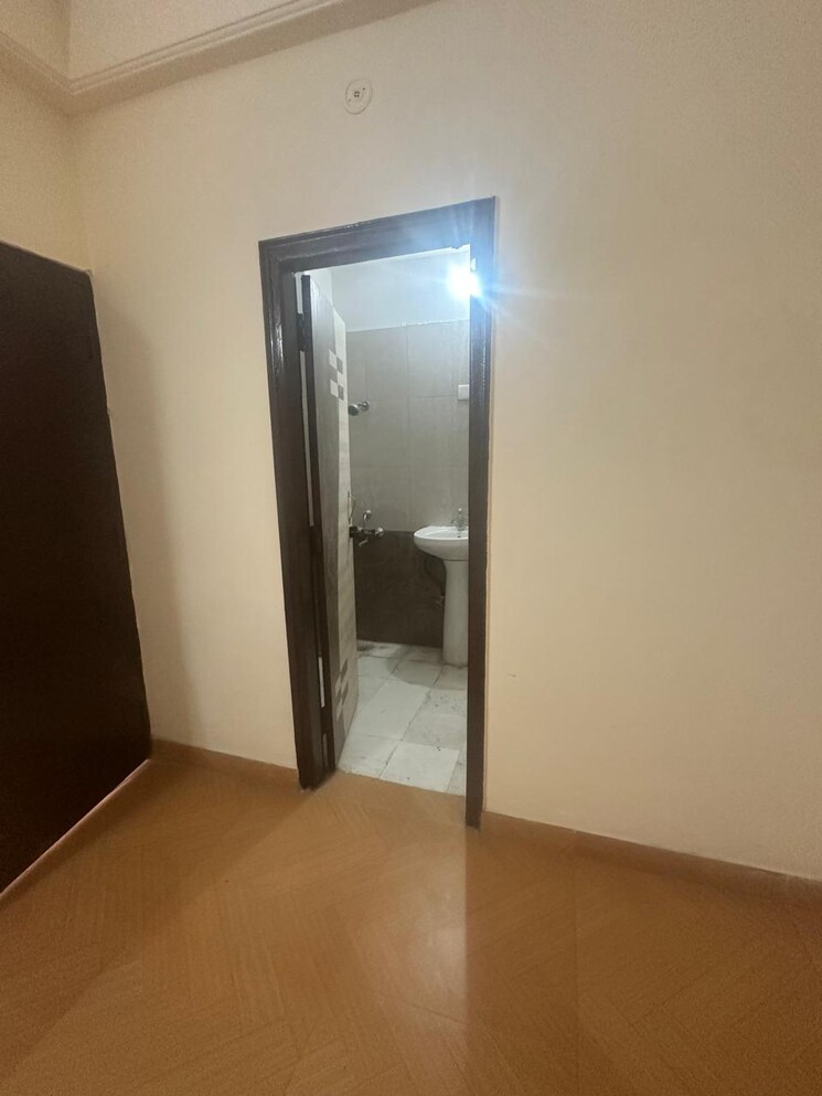 Room, sangwan-heights 2 Bedroom 960 Sq.Ft. Apartment In Raj Nagar Extension Ghaziabad 8811665