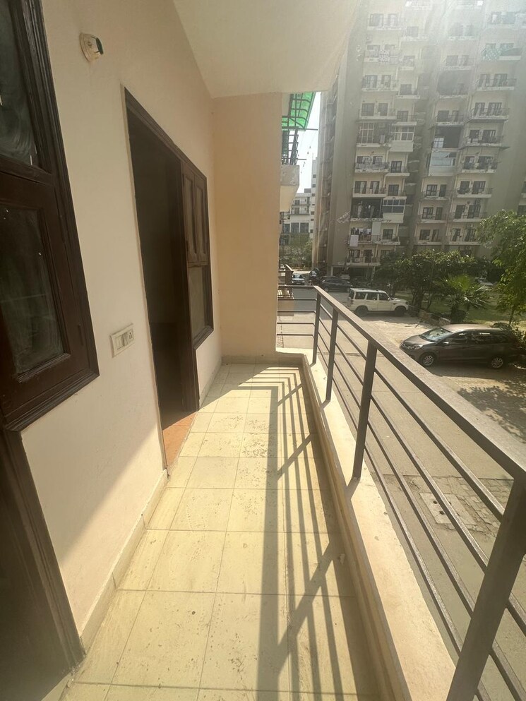 Balcony, sangwan-heights 2 Bedroom 960 Sq.Ft. Apartment In Raj Nagar Extension Ghaziabad 8811665