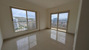 Room in 3 BHK Apartment at Supreme Estia Phase 1, Baner – for Rent