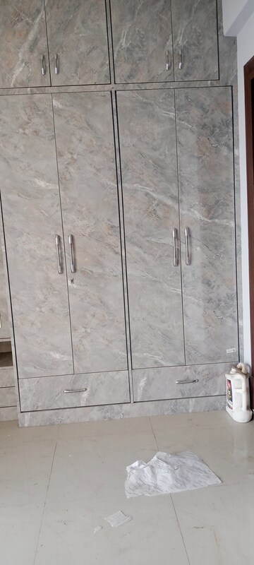 Bathroom in 2.5 BHK Apartment at Prateek Grand City, Siddharth Vihar – for Rent