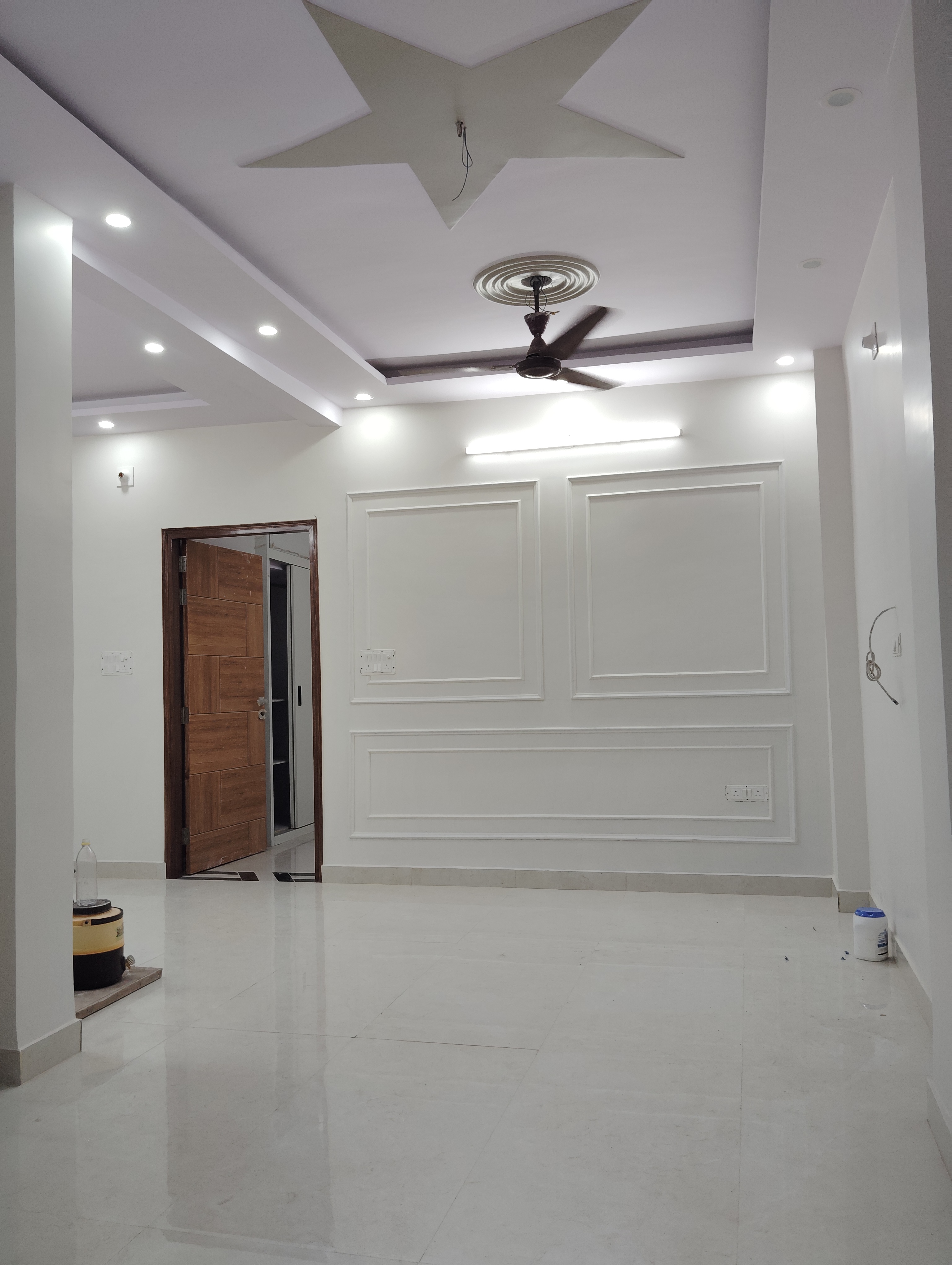 2.5 BHK + Pooja Room Apartment For Rent in Jahaz Apartments