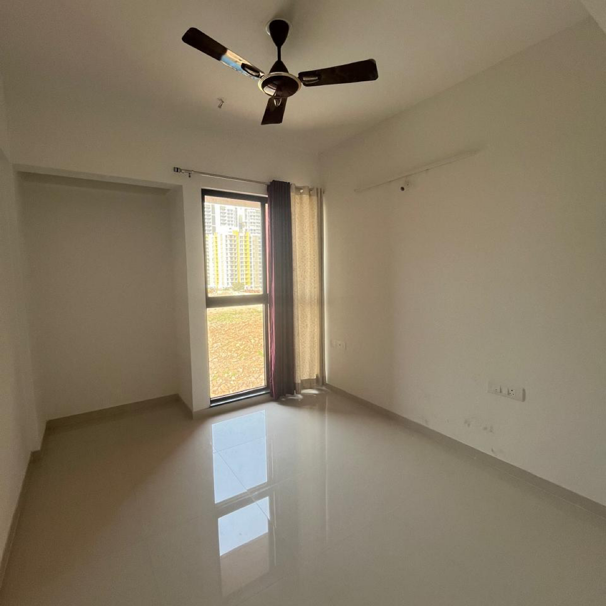 1.5 BHK Apartment For Rent in Lodha Palava Fresca