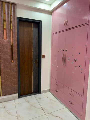 Bathroom in 4 BHK Apartment at Sector 11 Dwarka – for Rent