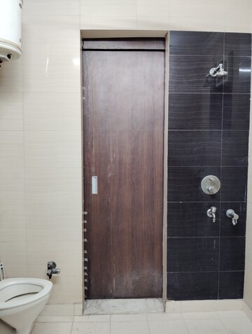 Bathroom in 2.5 BHK Apartment at Adarsh Apartments CGHS Ltd, Paschim Vihar – for Rent
