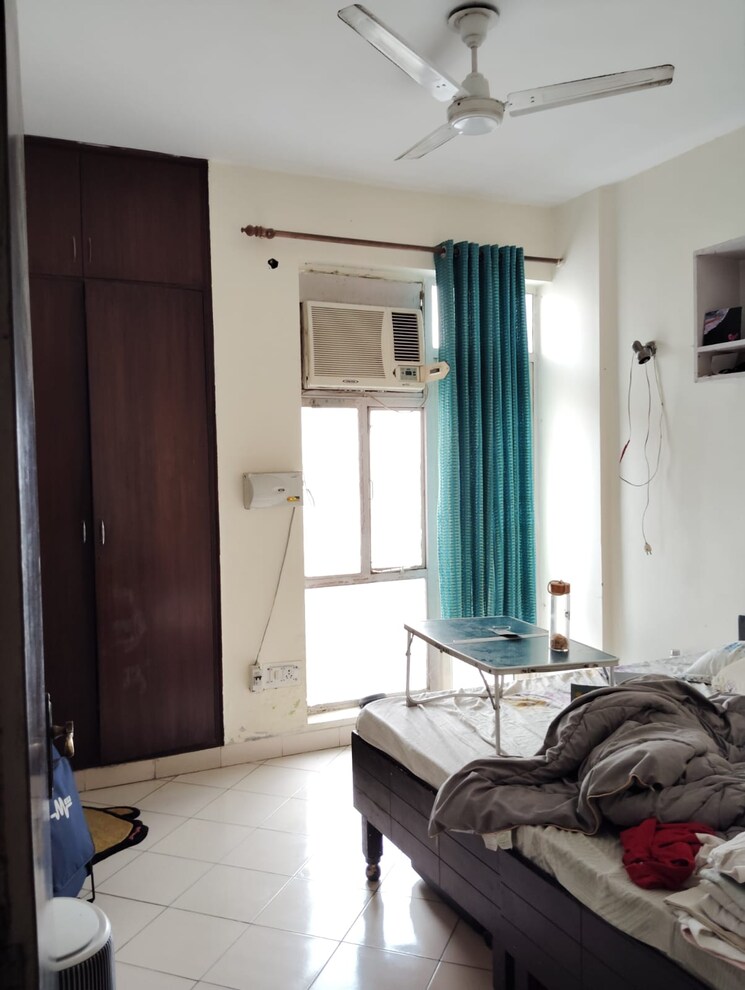 Living Room, maple-heights 3 Bedroom 1345 Sq.Ft. Apartment In Sector 43 Gurgaon 8811764