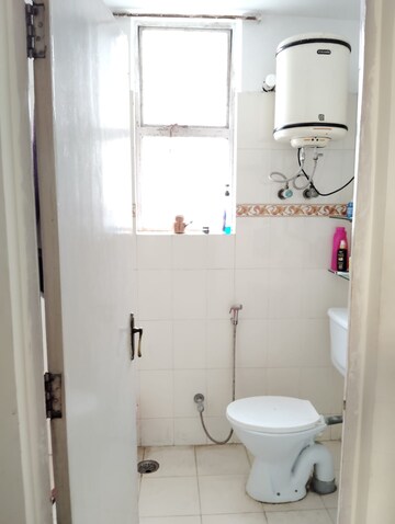 Bathroom in 3 BHK Apartment at Maple Heights, Sector 43 – for Rent