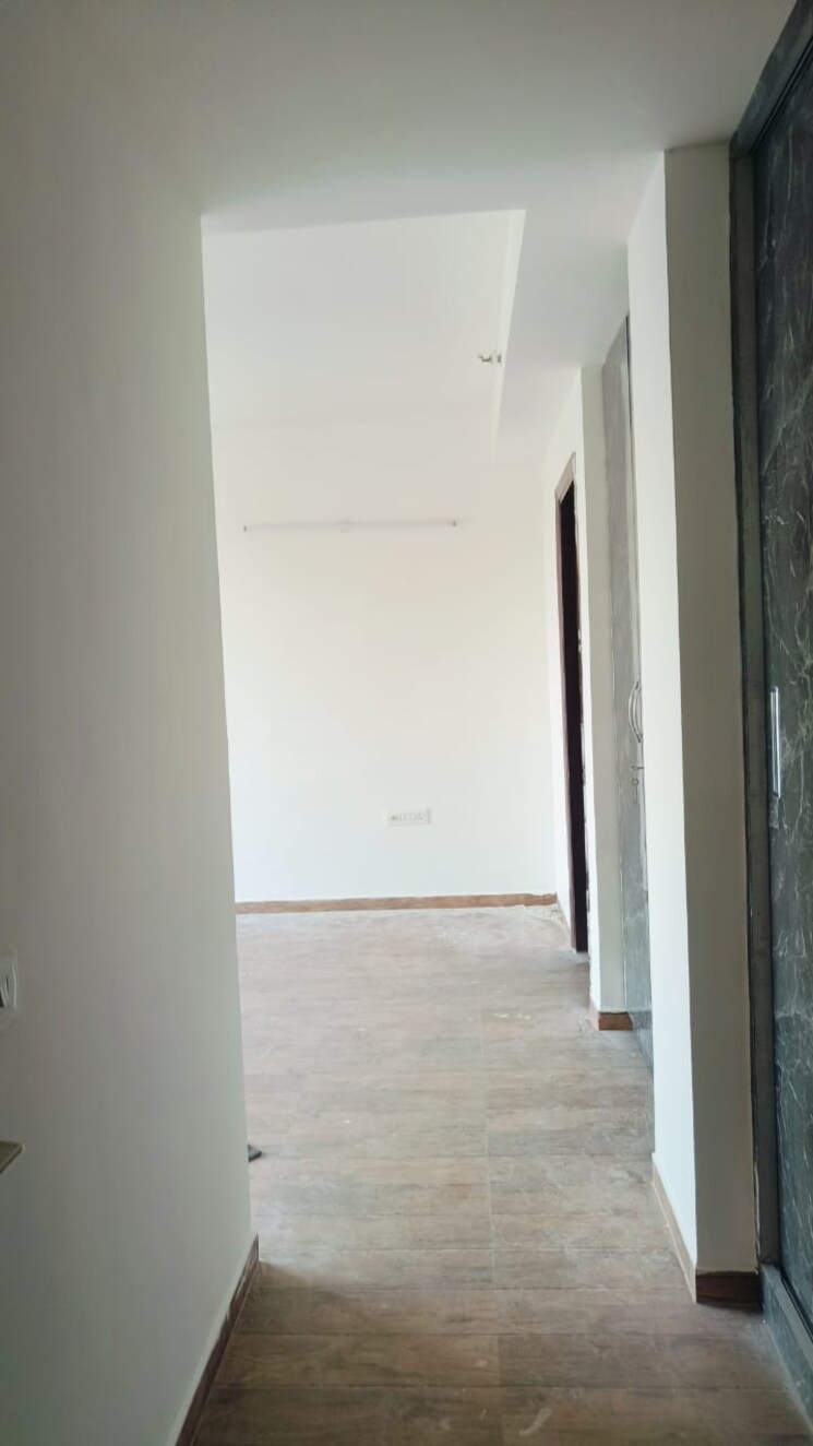 Room, omaxe-royal-residency-faridabad 3 Bedroom 1925 Sq.Ft. Apartment In Sector 79 Faridabad 8811767