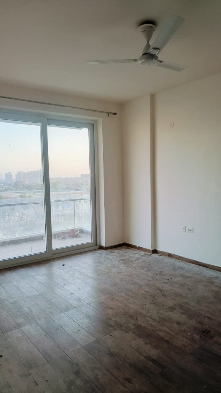 Room, omaxe-royal-residency-faridabad 3 Bedroom 1925 Sq.Ft. Apartment In Sector 79 Faridabad 8811767