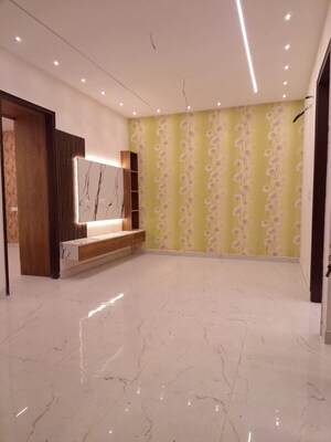 Bedroom in 3 BHK Builder Floor at Pir Machalla – for Sale