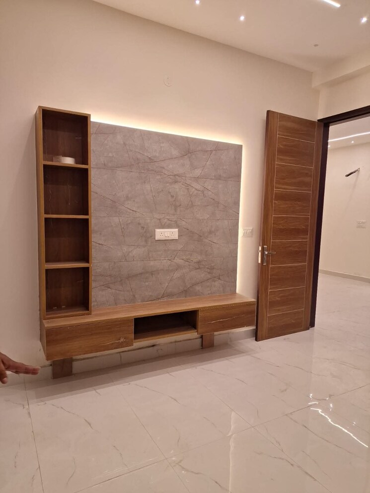 Room, pir machalla 3 Bedroom 1300 Sq.Ft. Builder Floor In Pir Machalla Zirakpur 8811768