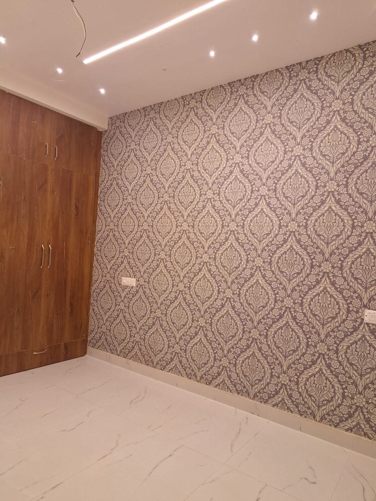 Room, pir machalla 3 Bedroom 1300 Sq.Ft. Builder Floor In Pir Machalla Zirakpur 8811768