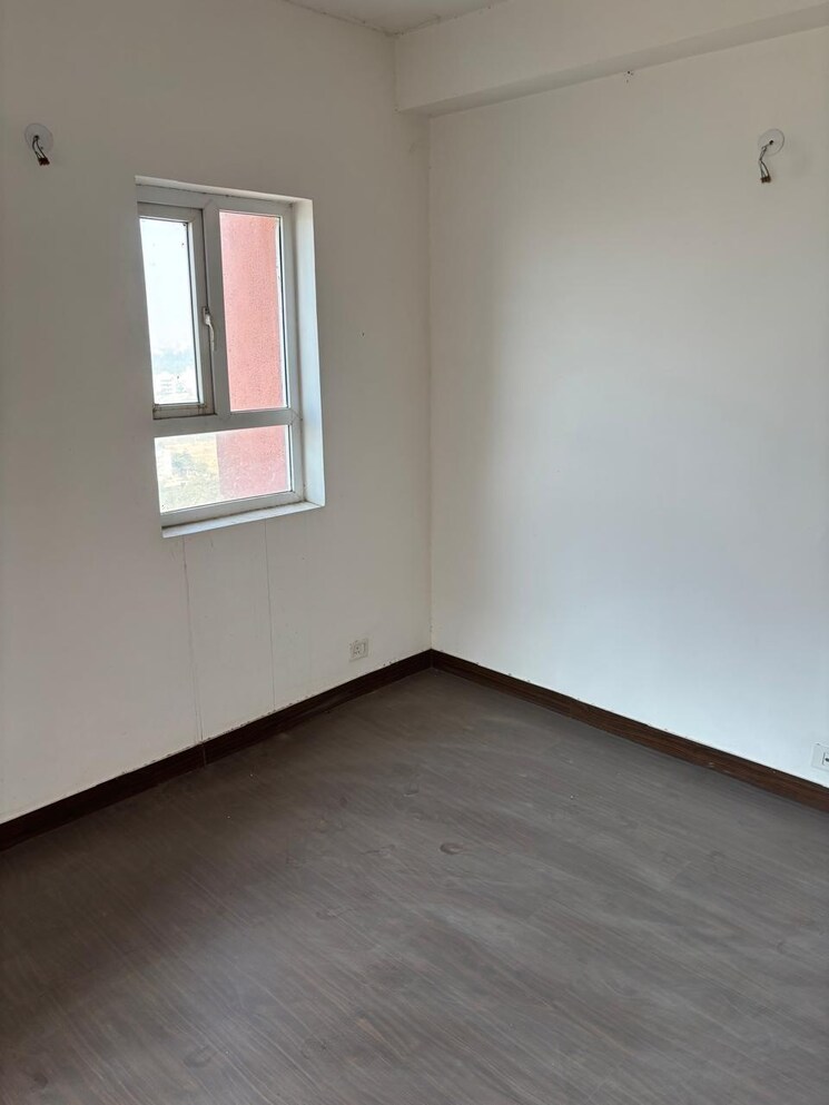 Room, bptp-the-resort 2 Bedroom 892 Sq.Ft. Apartment In Sector 75 Faridabad 8811794