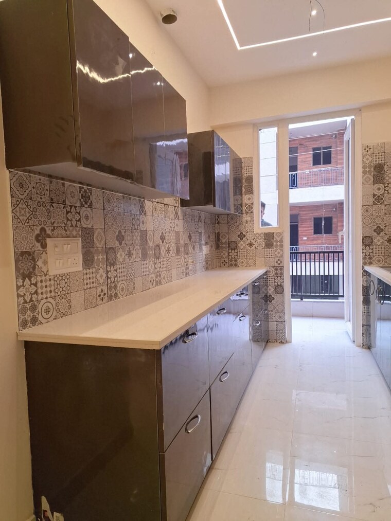 Kitchen, pir machalla 3 Bedroom 1300 Sq.Ft. Builder Floor In Pir Machalla Zirakpur 8811800