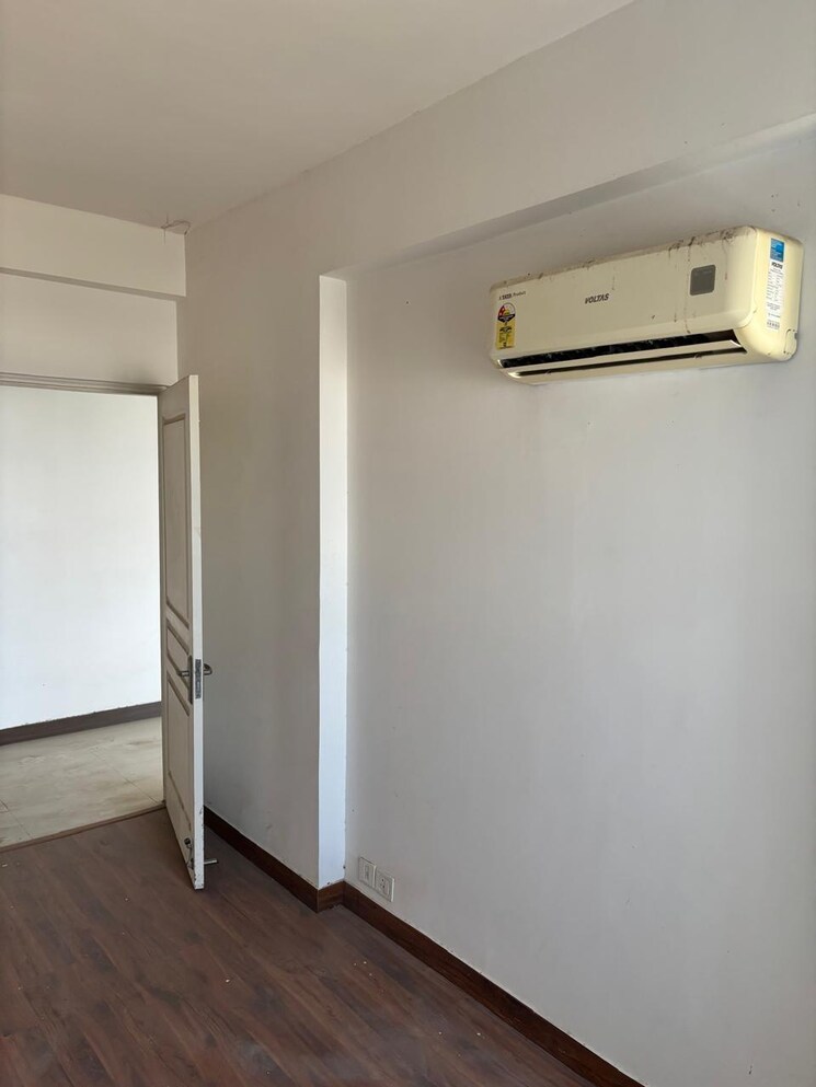 undefined, bptp-the-resort 2 Bedroom 892 Sq.Ft. Apartment In Sector 75 Faridabad 8811794