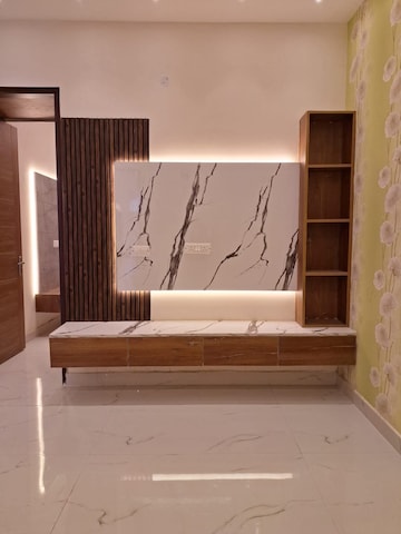 Furnished Amenities in 3 BHK Builder Floor at Pir Machalla – for Sale