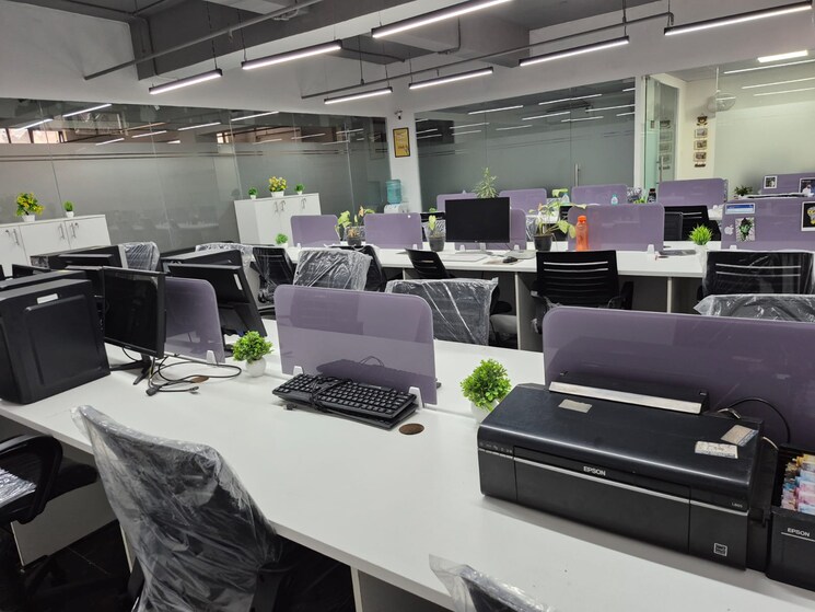 Team Area, sector 62 Commercial Office Space 2550 Sq.Ft. In Sector 62 Noida 8811825