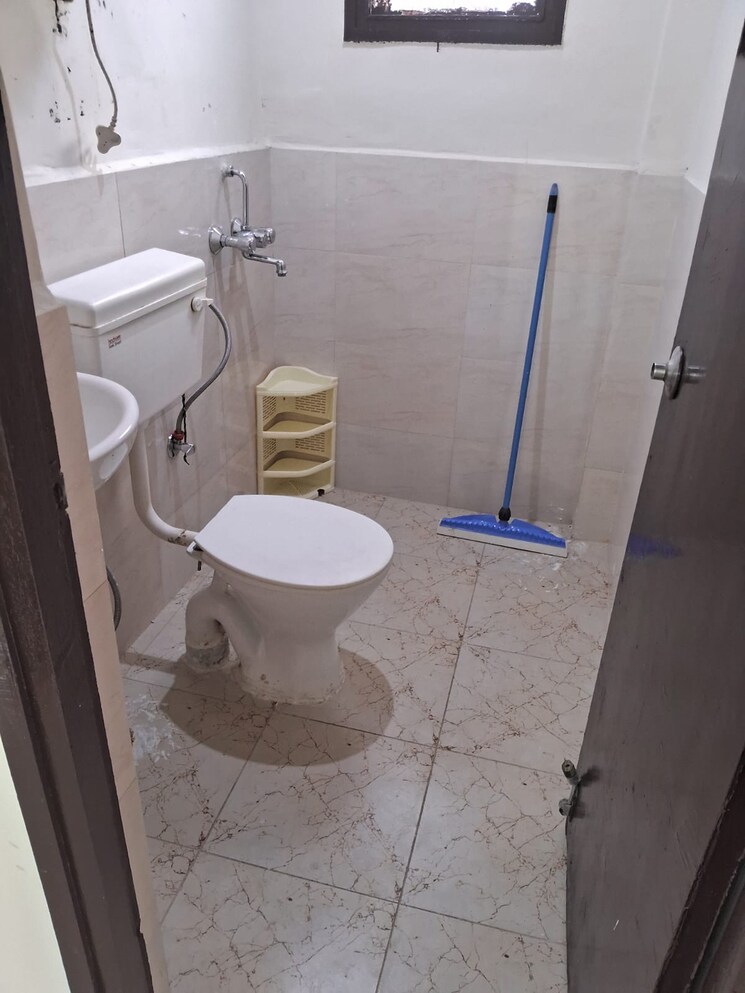 Bathroom, signature-the-millennia-2 2 Bedroom 800 Sq.Ft. Apartment In Sector 37d Gurgaon 8811844