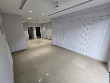 Room in 3.5 BHK Builder Floor at Today Princeton Floors, Sector 51 – for Rent