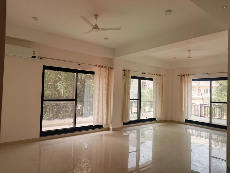 Room, nangal dewat 4 Bedroom 500 Sq.Yd. Builder Floor In Nangal Dewat Delhi 8811881