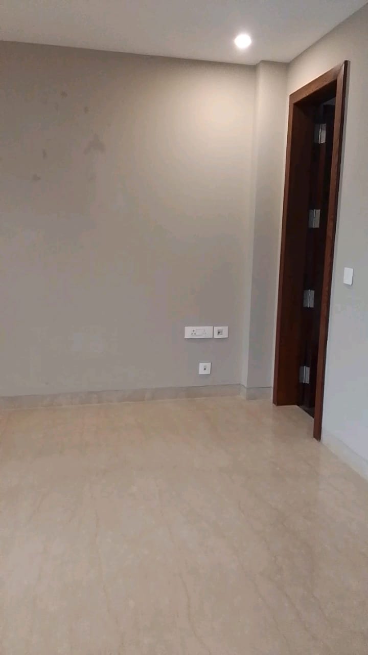4 BHK + Servant Room Builder Floor For Rent in Vasant Vihar