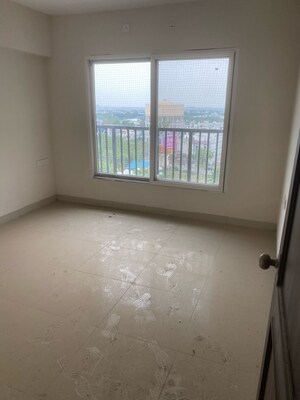 Room in 3 BHK Apartment at Nipania – for Sale