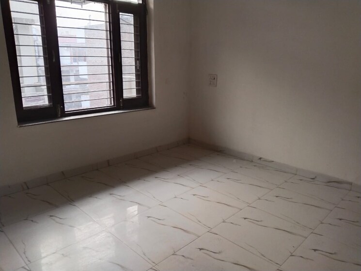 Room, sector 45 3 Bedroom 2350 Sq.Ft. Builder Floor In Sector 45 Gurgaon 8811899