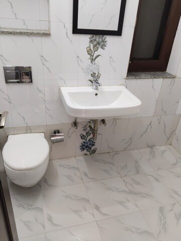 Bathroom in 3 BHK Builder Floor at Sector 45 – for Rent