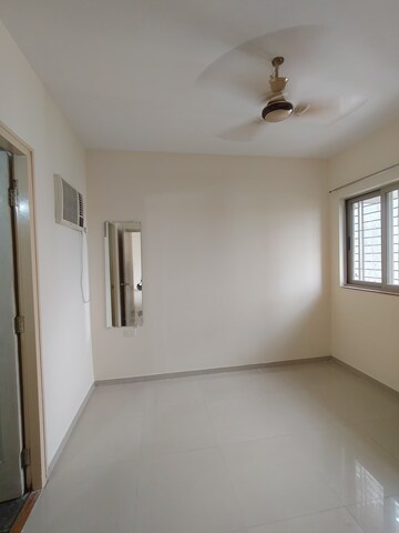 Room in 1.5 BHK Apartment at Lodha Casa Rio, Dombivli East – for Rent