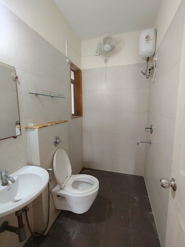 Bathroom in 1.5 BHK Apartment at Lodha Casa Rio, Dombivli East – for Rent