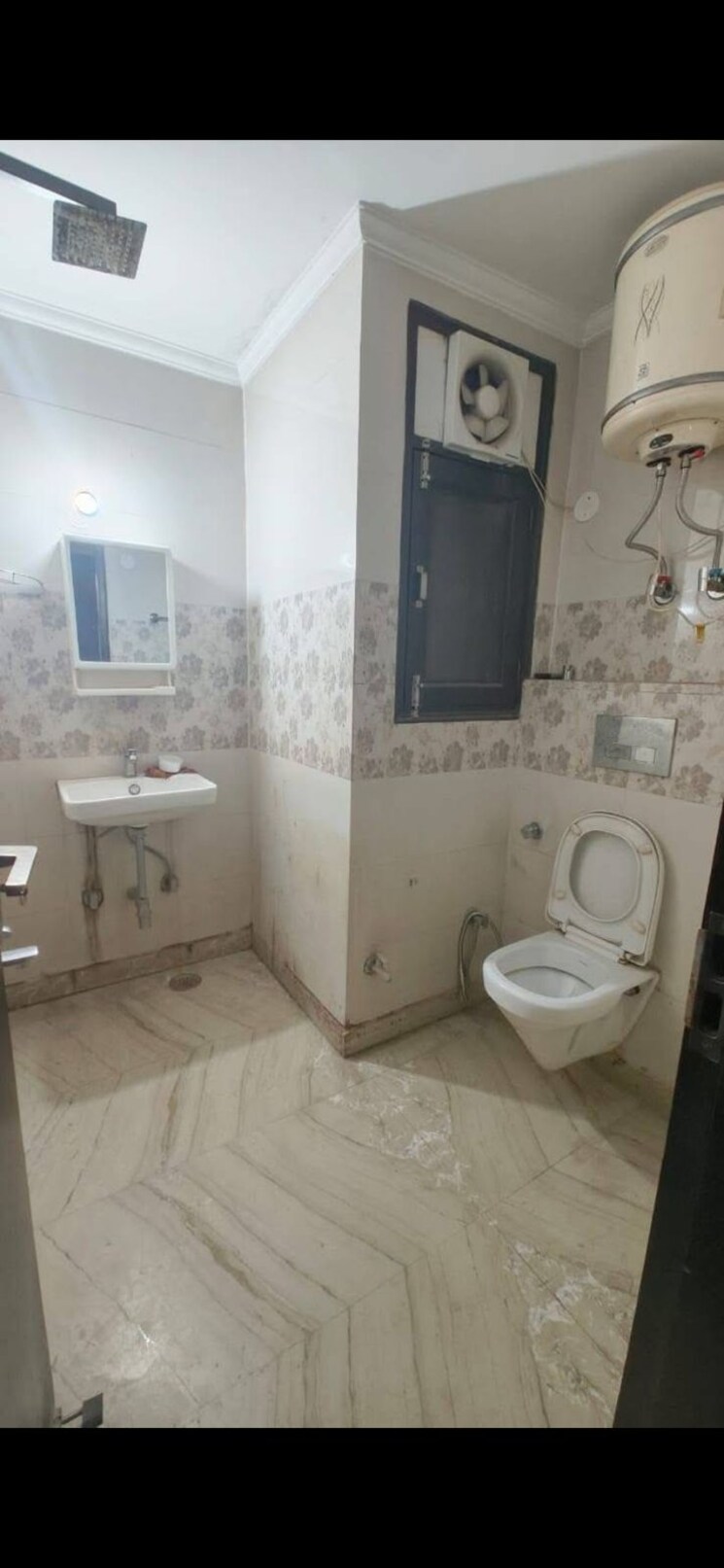 Bathroom, govindpuri 2 Bedroom 900 Sq.Ft. Builder Floor In Govindpuri Delhi 8811927