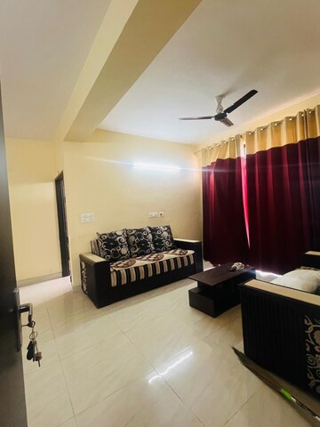 Living Room in 3 BHK Builder Floor at Sector 51 – for Rent